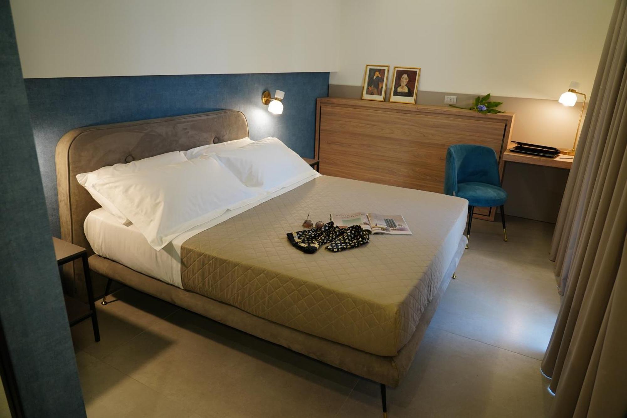 10 Catalani Rooms ポルト・チェザーレオ エクステリア 写真