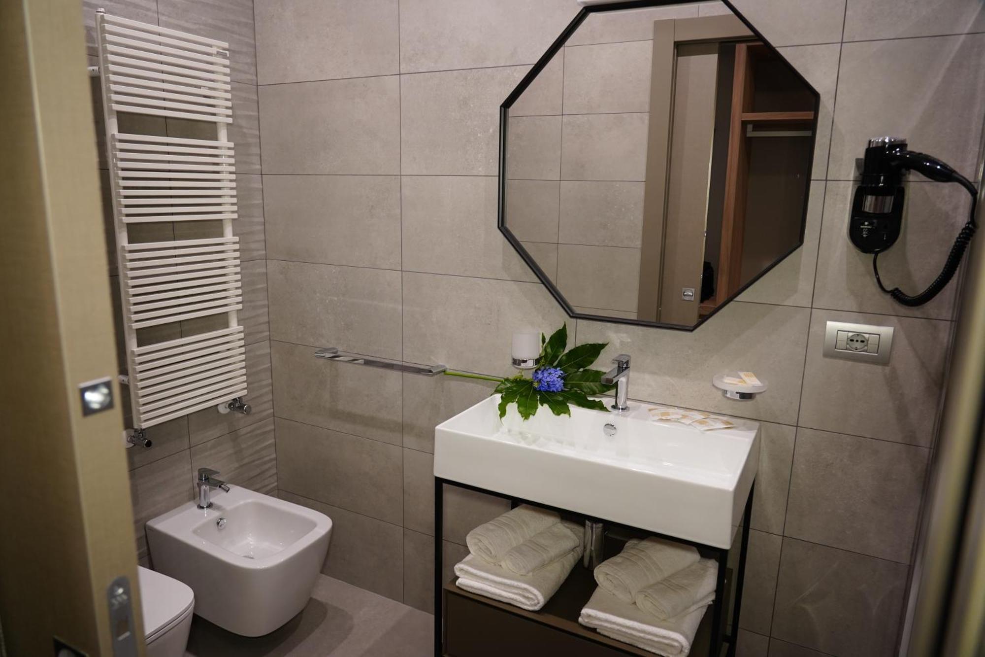 10 Catalani Rooms ポルト・チェザーレオ エクステリア 写真